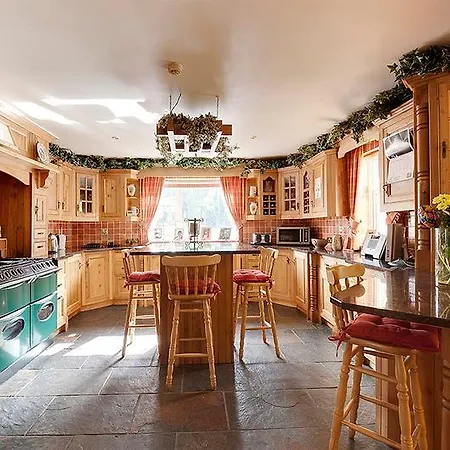 Woodlands Guest Accomadation Oda ve Kahvaltı 5*