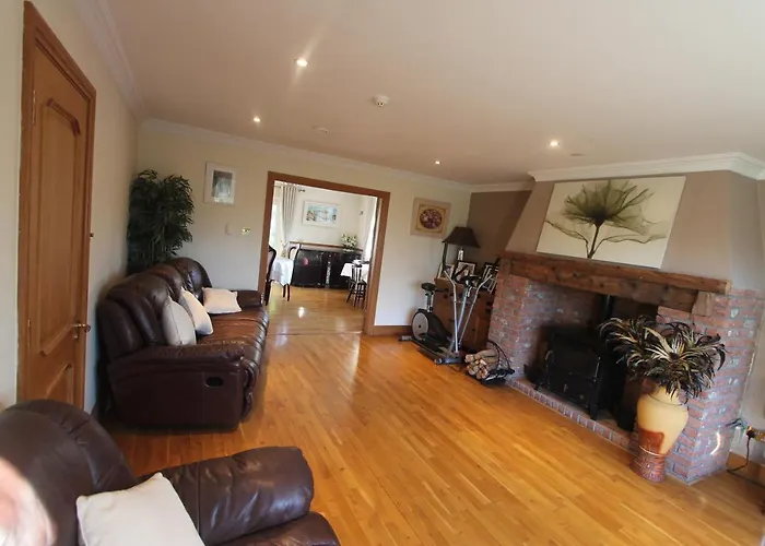 Woodlands Guest Accomadation 5* أوتيرارد