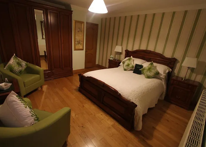 Woodlands Guest Accomadation فندق مبيت وإفطار أوتيرارد